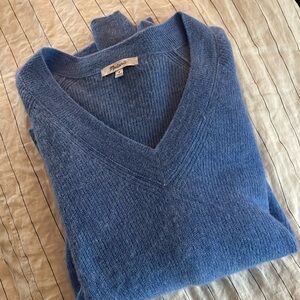 Madewell Blue V-Neck Women's Sweater